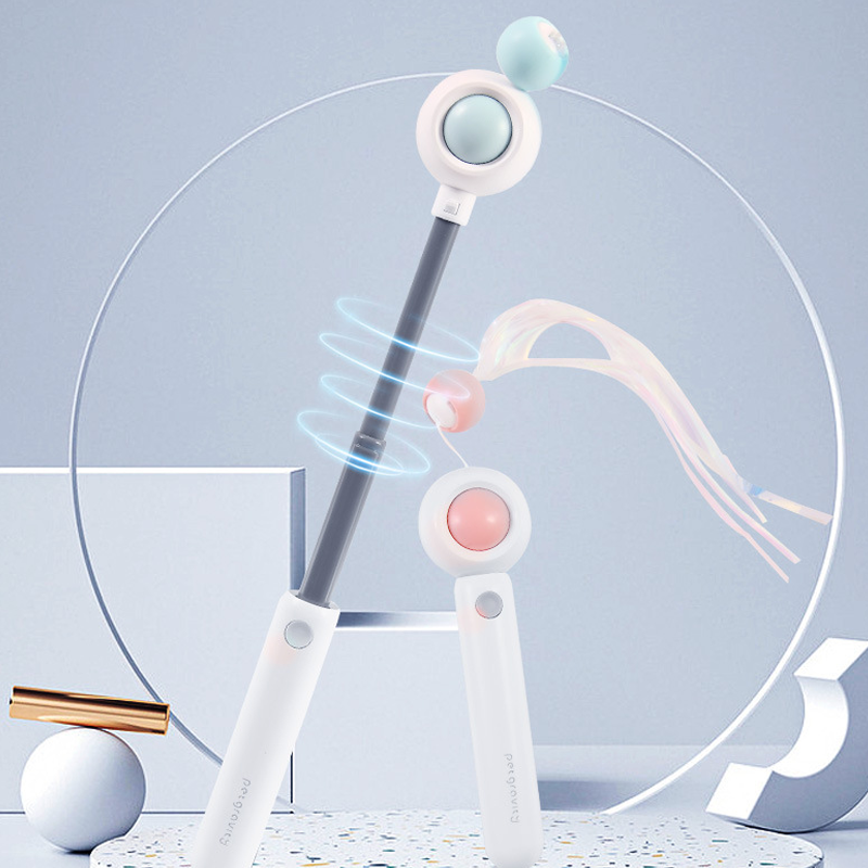 Retractable Cat Wand Teaser with Replaceable Heads